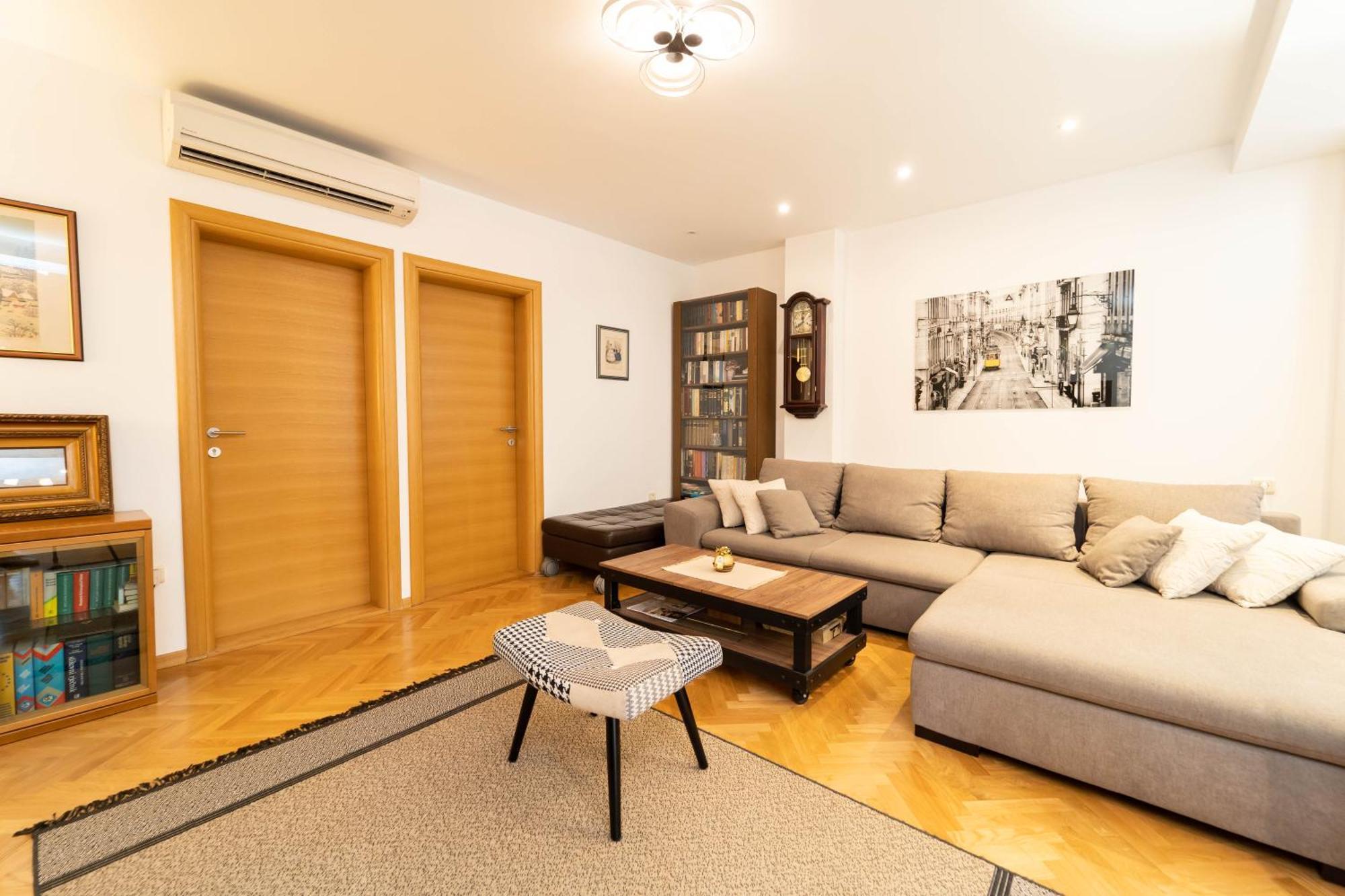 Appartement F9 And New F9 à Zagreb Extérieur photo